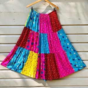 SOLD ❌ Vintage Patchwork Multicolored Vibrant Skir
